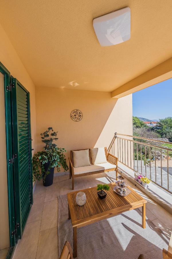 Ivana Apartment Trogir Exterior photo