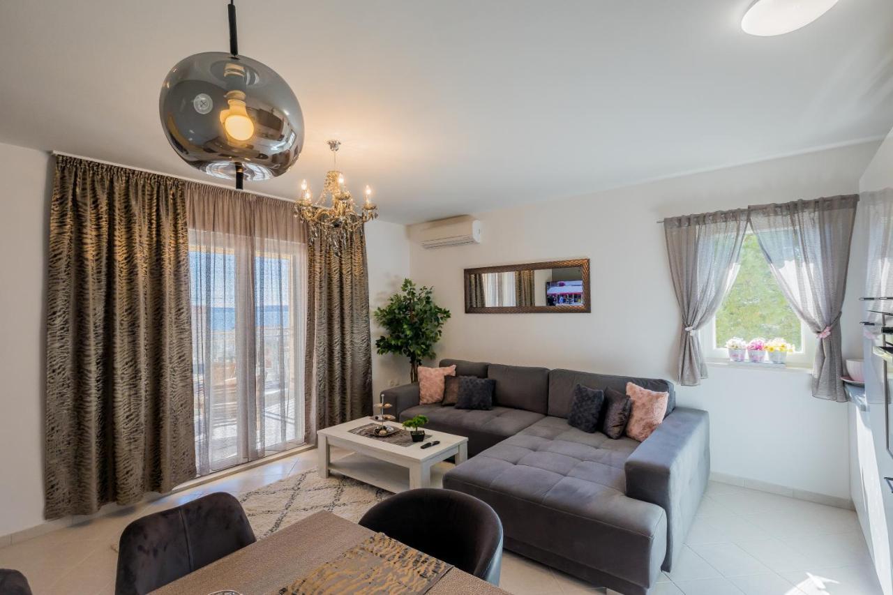 Ivana Apartment Trogir Exterior photo