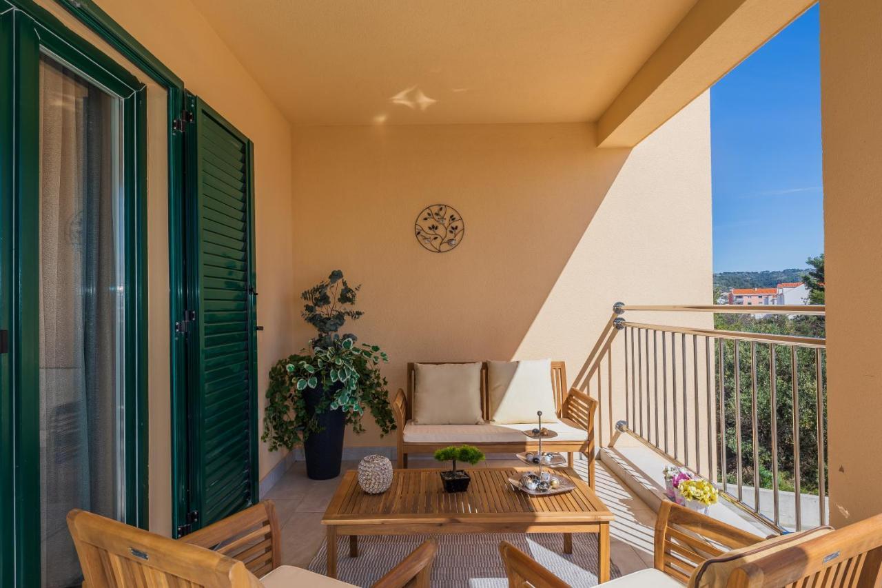 Ivana Apartment Trogir Exterior photo